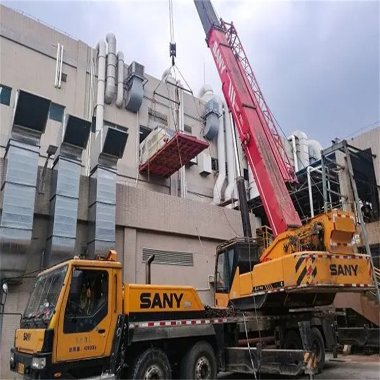 二七租赁大型汽车吊，助力工程项目高效进行