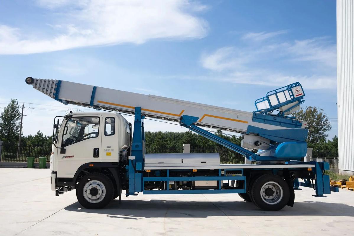 二七云梯上料车租赁费用