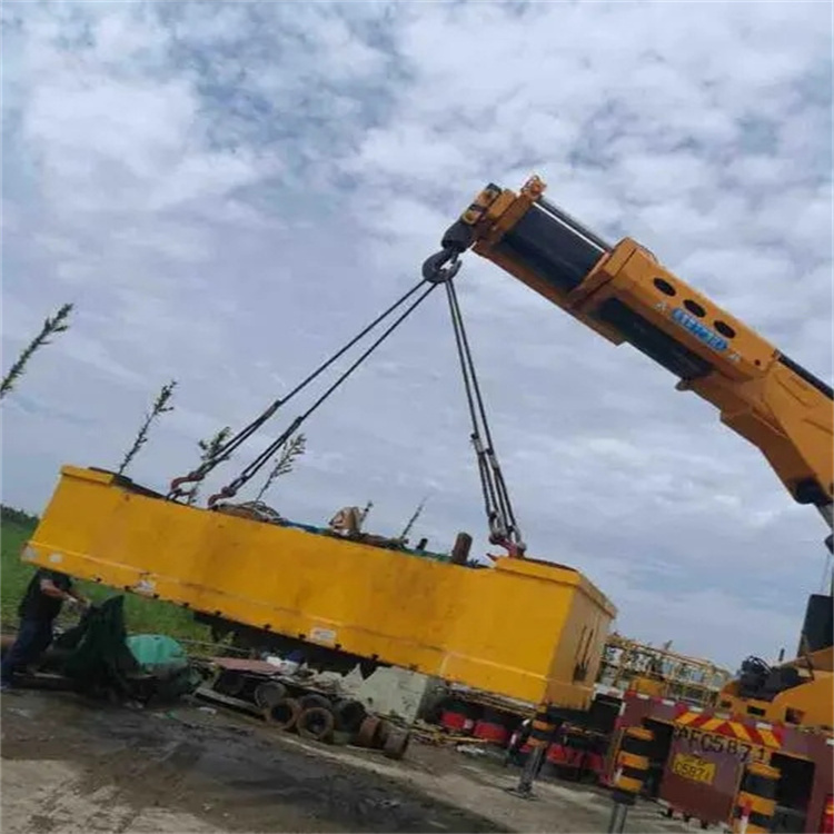 二七随车吊吊集装箱怎么吊