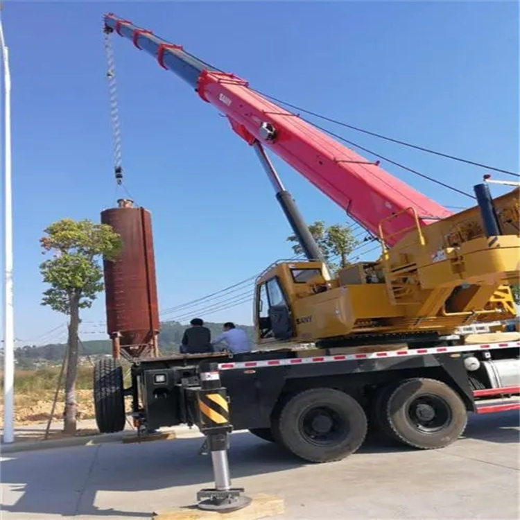 二七吊车立柱子怎么吊